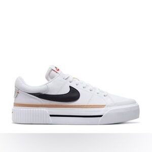 Nike Court Legacy Lift Sneaker